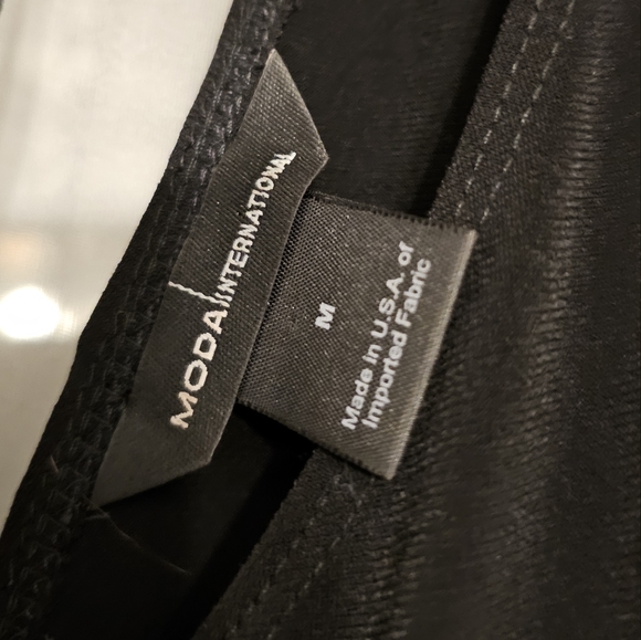 Little Black Dress 3/4 Sleeve with with Low Back - Picture 2 of 3